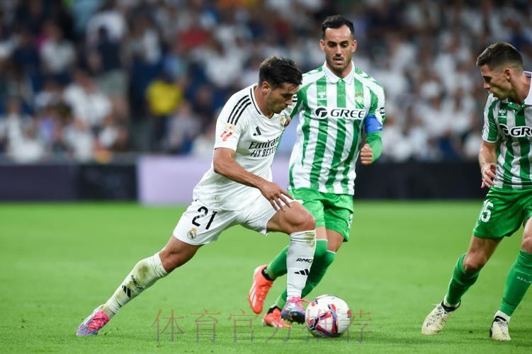 记者:皇马、贝蒂斯将在西甲末轮比赛中相互列队 记者:皇马、贝蒂斯将在西甲末轮比赛中相互列队