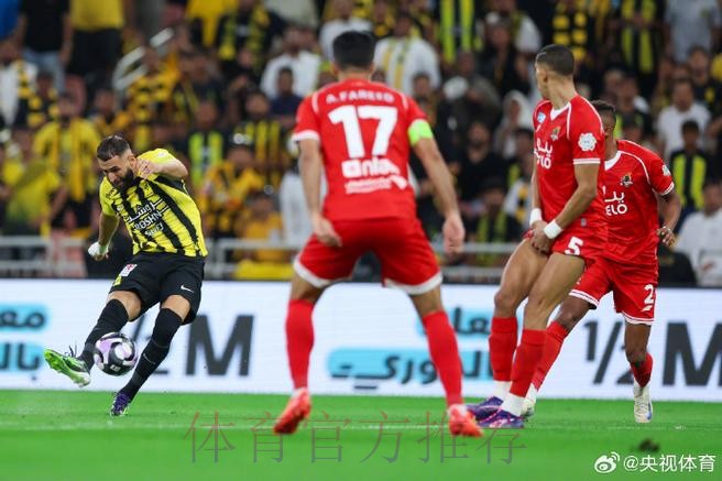 本泽马：球员给球队提供帮助 这场胜利属于团队